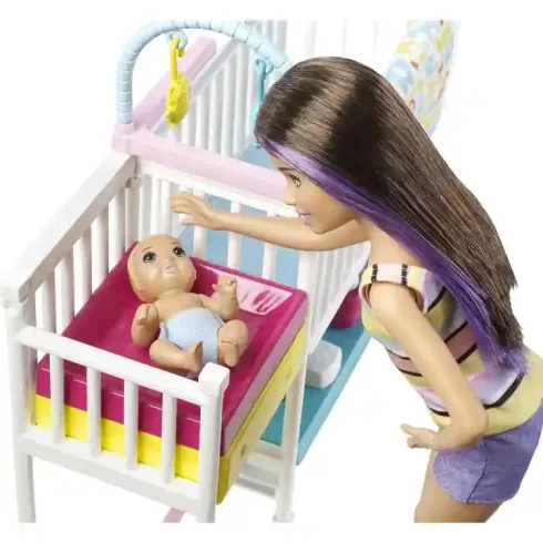 Mattel Barbie Skipper bébiszitter baba kisbabákkal