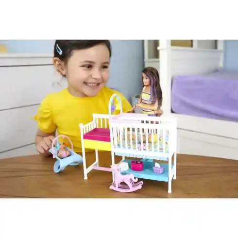 Mattel Barbie Skipper bébiszitter baba kisbabákkal