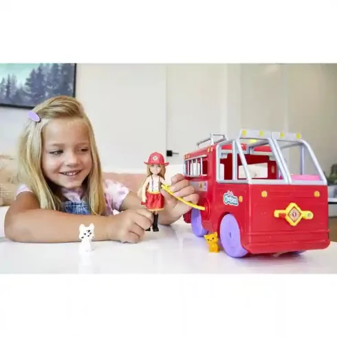 Mattel Barbie Chelsea baba szétnyitható tűzoltóautóval készlet