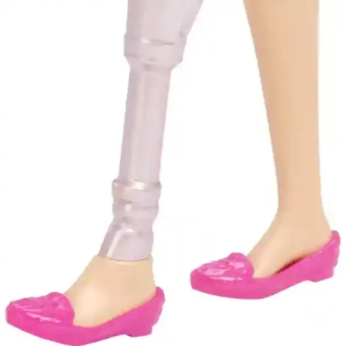 Mattel Barbie lakberendező baba protézis lábbal