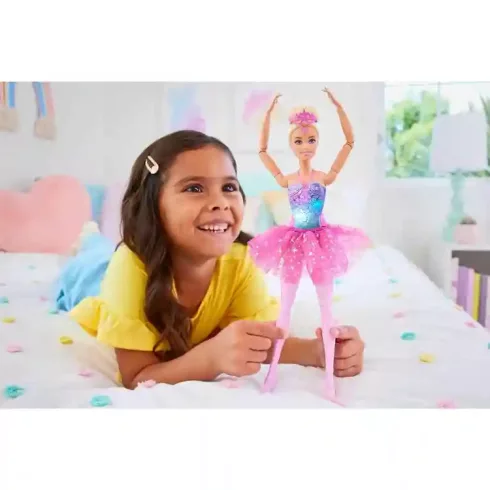 Mattel Barbie világító balerina baba