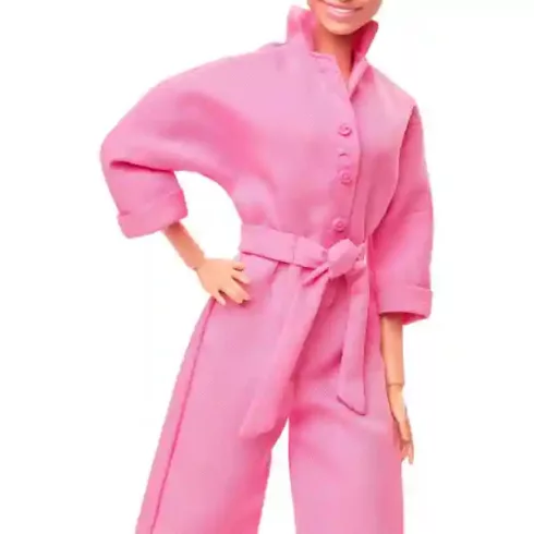  Mattel Barbie The Movie Margot Robbie rózsaszín overálban
