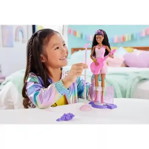 Mattel Barbie éneklő popsztár baba gitárral