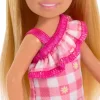 Mattel Barbie Family & Friends Chelsea baba kockás ruhában