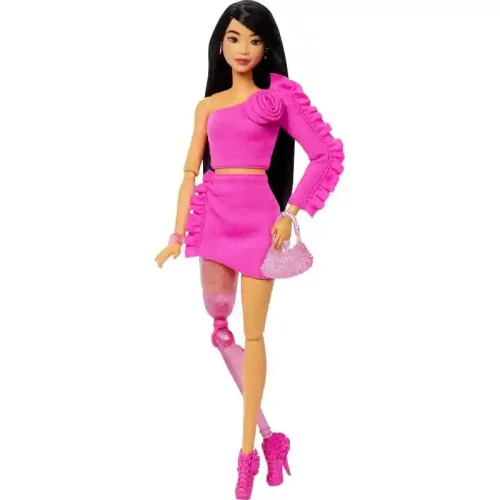 Mattel Barbie Deluxe Style baba rózsaszín ruhában lábprotézissel