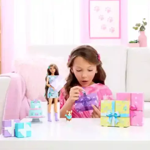 Mattel Barbie Party Unboxed meglepetés baba - Kisállat szülinapi sorozat Corgi kutyussal