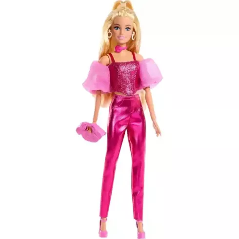 Mattel Barbie Deluxe Style baba pink fényes ruhában