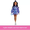 Mattel Barbie Deluxe Style baba csillogós kék ruhában