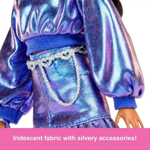 Mattel Barbie Deluxe Style baba csillogós kék ruhában