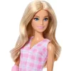 Mattel Barbie gipszelt kezű baba kockás ruhában