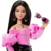 Mattel Barbie Deluxe Style baba rózsaszín-fekete ruhában