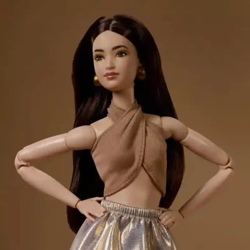 Mattel Barbie Basics Signature Model Collector divatbaba 06 keresztpántos felsőben