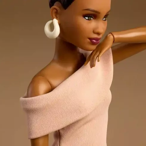 Mattel Barbie Basics Signature Model Collector divatbaba 08 elegáns ruhában