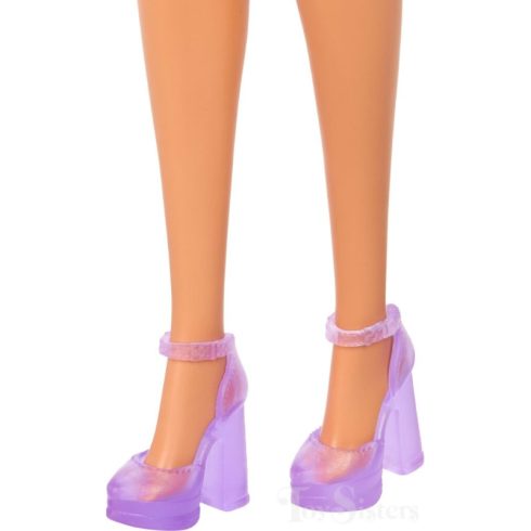 Mattel Barbie fekete hajú baba lila ruhában