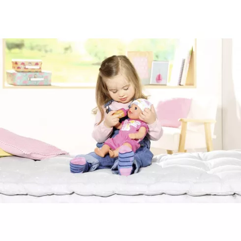 Zapf Creation Baby Born Soft Touch 7 funkciós, interaktív lány baba 36cm