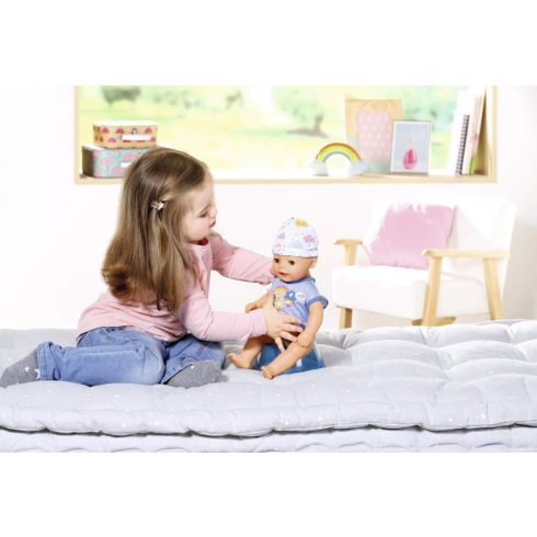 Zapf Creation Baby Born Soft Touch 7 funkciós, interaktív fiú baba 36cm