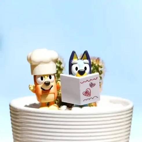 Bluey - Étterem Bluey és Bingo figurákkal