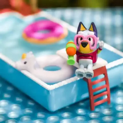 Bluey - Medencés szett Bluey figurával