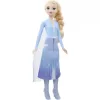 Mattel Disney Jégvarázs 2: Elza divatbaba utazóruhában