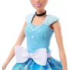 Mattel Disney Princess - Royal Fashion Reveal: Hamupipőke divatbaba készlet kiegészítőkkel 30cm