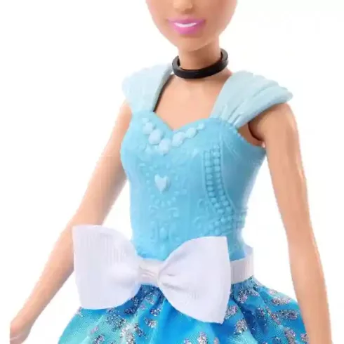 Mattel Disney Princess - Royal Fashion Reveal: Hamupipőke divatbaba készlet kiegészítőkkel 30cm