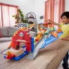 Mattel Disney Verdák: Autómentős versenypálya Villám McQueen kisautóval