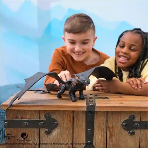 Így neveld a sárkányodat: Interaktív fogatlan sárkányfigura