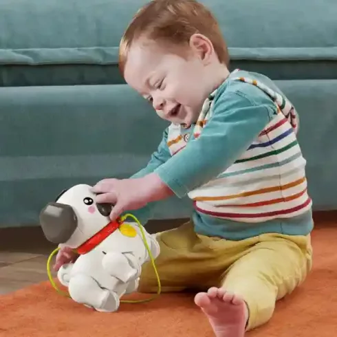 Mattel Fisher-Price - Interaktív sétáló mopsz kutyus hanggal