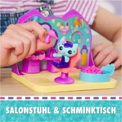 Gabi babaháza: Gabi wellness fürdője Szirénke figurával