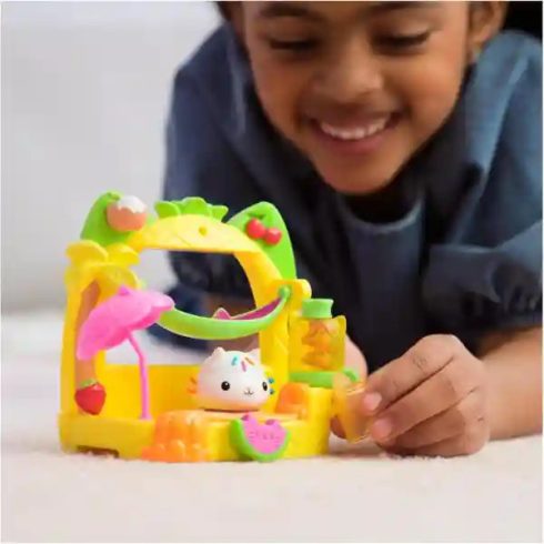 Gabi babaháza: Gabi turmixparti erkélye Süti figurával