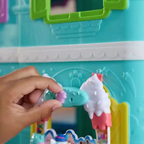 Gabi babaháza: A film - Süti édesség erkélye, Gabby's Dollhouse: The Movie