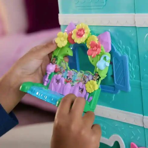 Gabi babaháza: A film - Cicatündér kert erkélye, Gabby's Dollhouse: The Movie