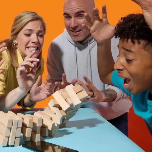 Hasbro Jenga társasjáték digitális kockával