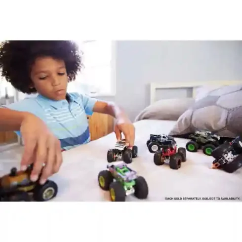Mattel Hot Wheels Monster Trucks meglepetés kisautó