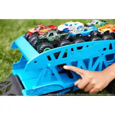 Mattel Hot Wheels Monster Trucks szállító kamion 3db autóval