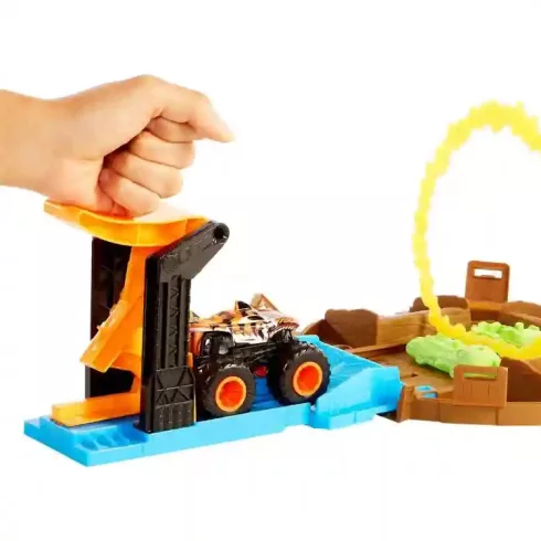 Mattel Hot Wheels Monster Trucks kaszkadőr kerék játékszett 2db autóval