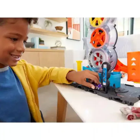 Mattel Hot Wheels triplakerék gumiszervíz pályakészlet