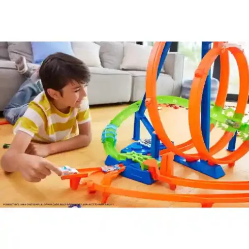 Mattel Hot Wheels szédületes ütközések motorizált pályaszett kisautóval