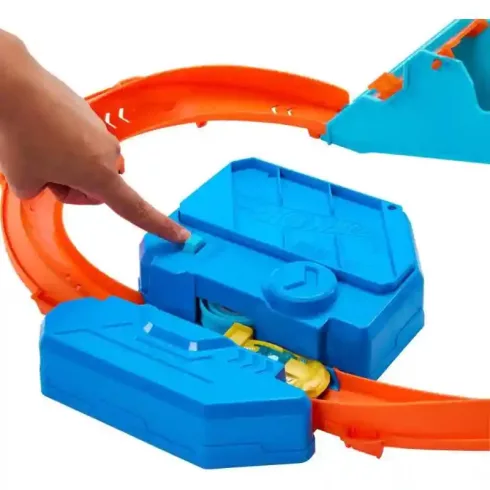 Mattel Hot Wheels 3 az 1-ben motorizált ugratós versenypálya