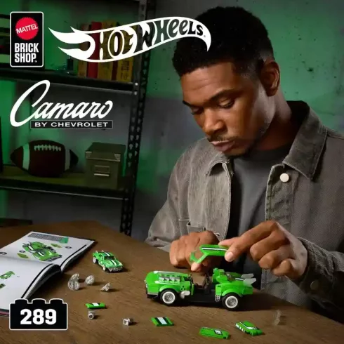 Mattel Brick Shop Hot Wheels Custom '68 Chevrolet Camaro építőjáték kisautóval