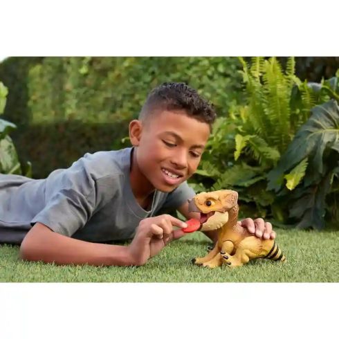Mattel Jurassic World: Újjászületés Aquilops 'Dolores' interaktív dino figura, Rebirth