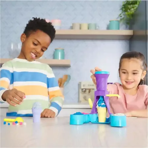 Kinetic Sand - Kinetikus homok fagylaltkészítő játékszett