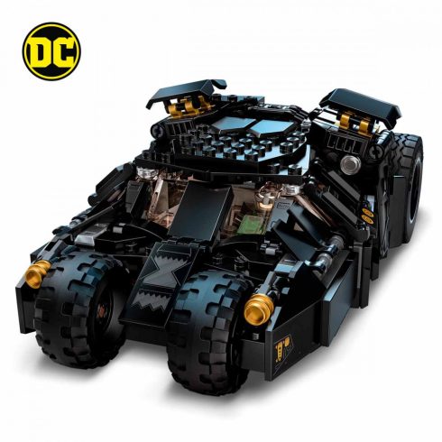 Lego DC Super Heroes 76239 Batmobile Tumbler: Scarecrow leszámolás (csomagolássérült)