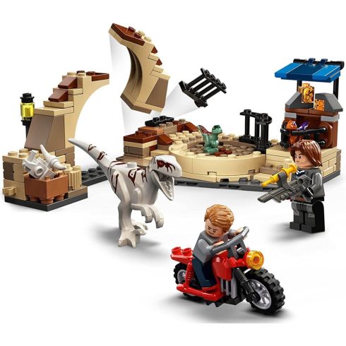 Lego Jurassic World 76945 Atrociraptor dinoszaurusz motoros üldözése