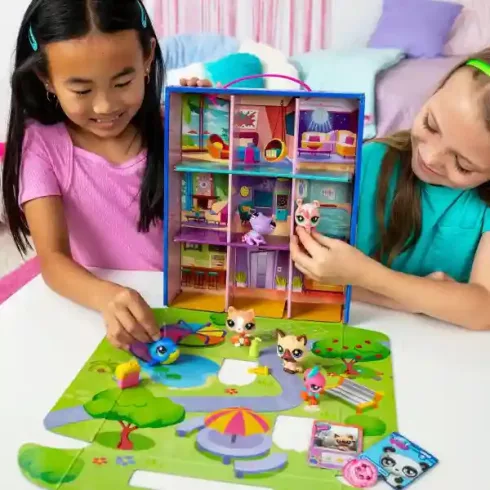 Littlest Pet Shop LPS - Littlest Pet Shop hordozható hotel figurákkal (kaméleon (#27), németjuhász kutya (#30), cica (#34), madár (#66), láma (#198) és delfin (#199))