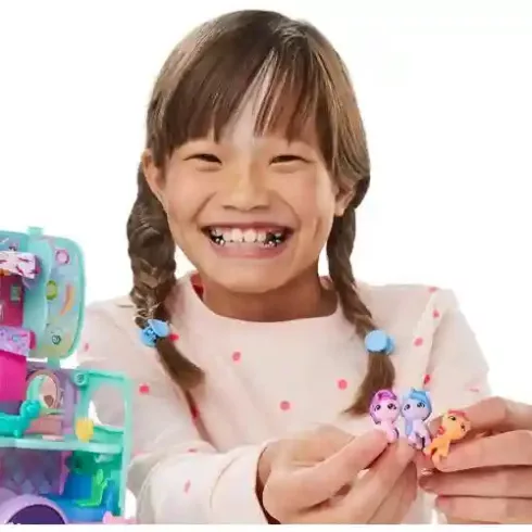 Hasbro Én kicsi pónim: Varázslatos minivilág - Mare Stream lakókocsi pónikkal (csomagolássérült)