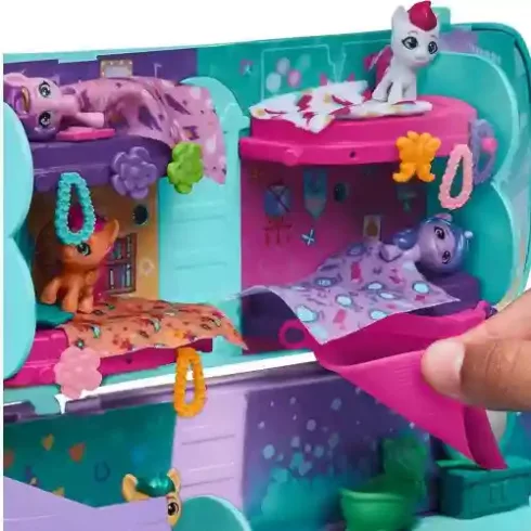 Hasbro Én kicsi pónim: Varázslatos minivilág - Mare Stream lakókocsi pónikkal