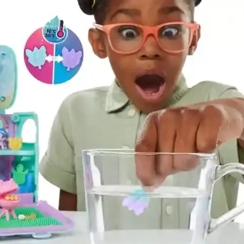 Hasbro Én kicsi pónim: Varázslatos minivilág - Mare Stream lakókocsi pónikkal