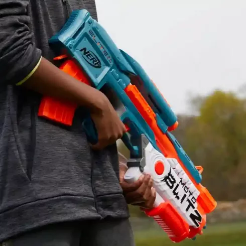 Hasbro Nerf Elite 2.0 Motoblitz CS-10 motorizált játék szivacslövő távcsöves fegyver 22db lövedékkel