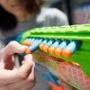 Hasbro Nerf Elite 2.0 Double Punch motorizált játék szivacslövő fegyver 50db lövedékkel